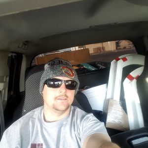 Meet your Posher, Derek